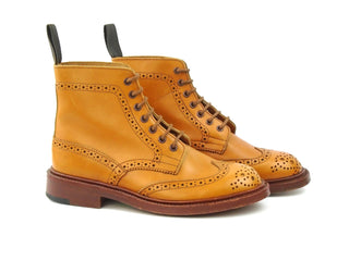 Worn Ladies Brogue Boots - Acorn