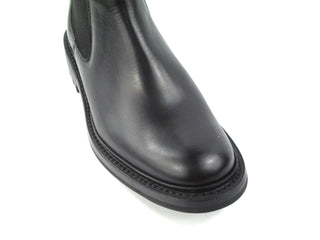 Elastic Sided Low Chelsea Boot - Black Calf