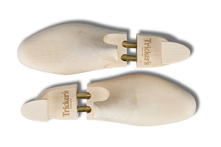 NATURAL LIME WOOD BOOT TREE - R E Tricker Ltd